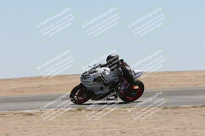 media/Apr-20-2025-CVMA (Sun) [[39090e8767]]/Race 9-Formula LW Twins Shootout/